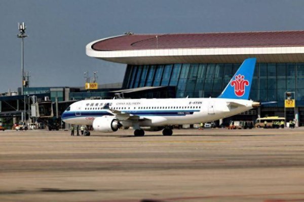 匠心智策 半两财经｜节后机票再现“骨折价”  多条航线特价票可捡漏